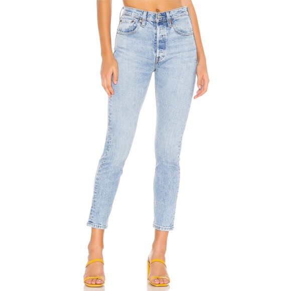 Levi’s 501 Skinny in Tango Light